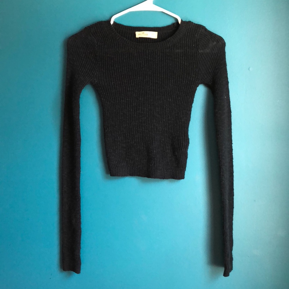 Hollister navy blue sweater crop top